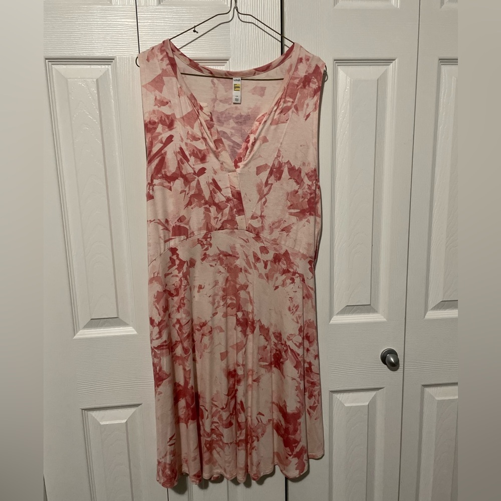 Lole Sleeveless Midi Dress in Pink and Cream Tie-Dye
